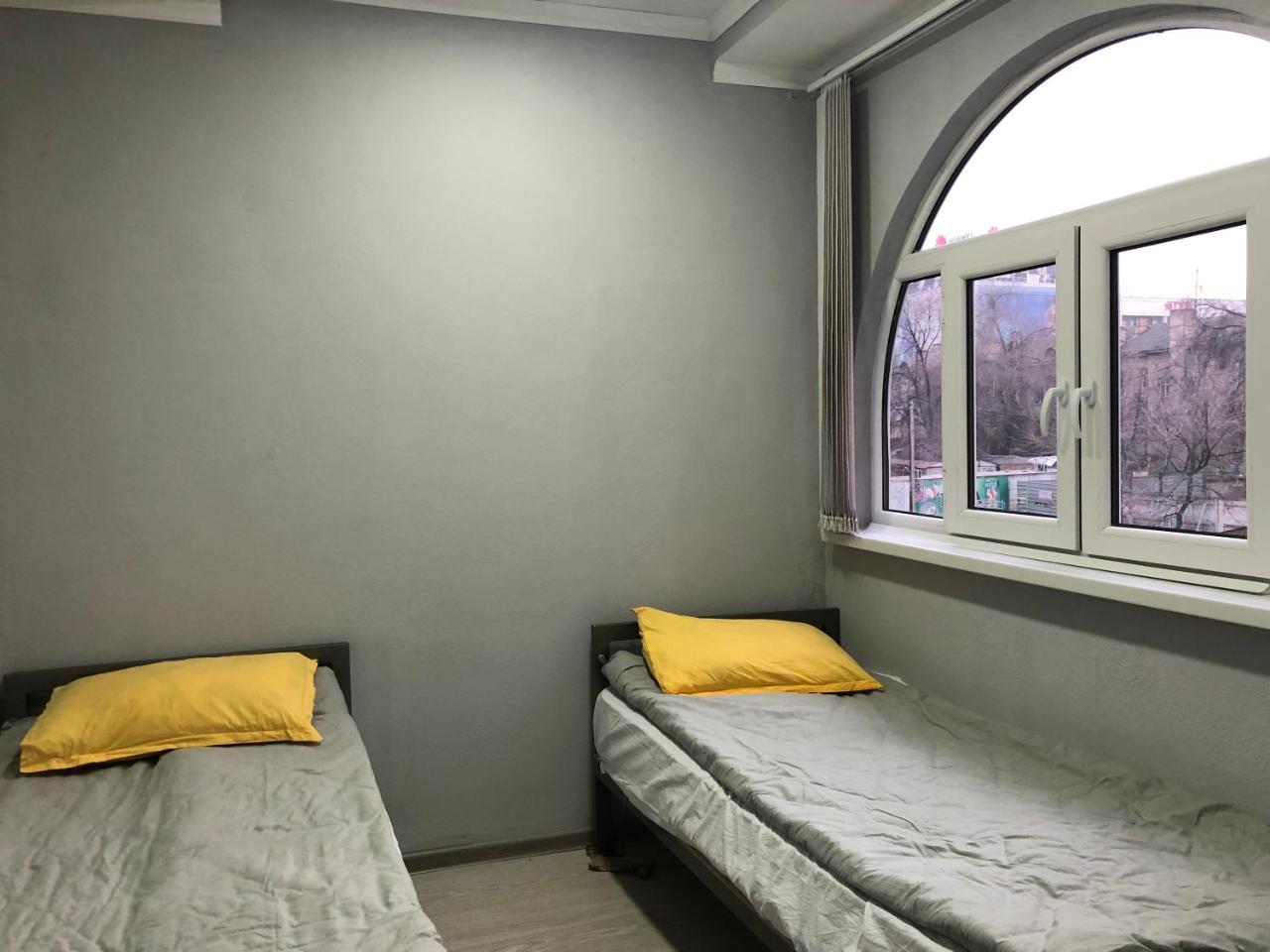 Flow Hostel Biskek Kültér fotó